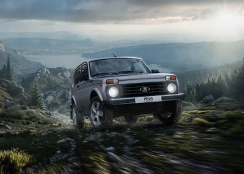 Búcsúzik a régi motor, megújul a Lada Niva