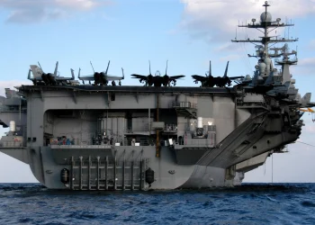 A húszik megtámadták a USS Harry Truman repülőgép-hordozót
