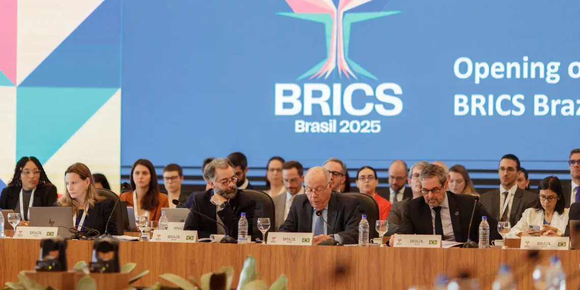 Brazíliában épül az új BRICS-világrend három pillére